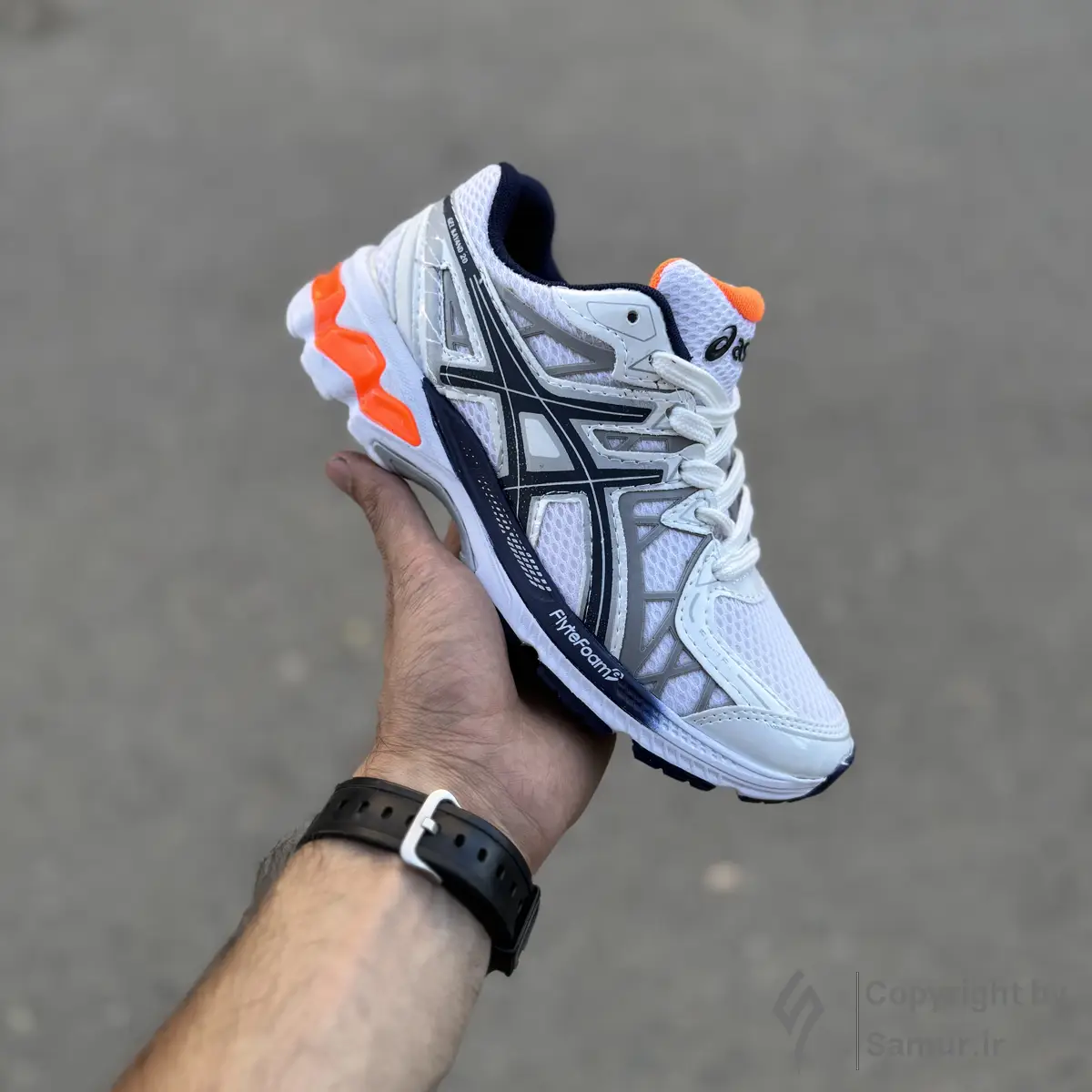 گالری تصاویر کتونی اسیکس کایانو 20 سفید سرمه ای